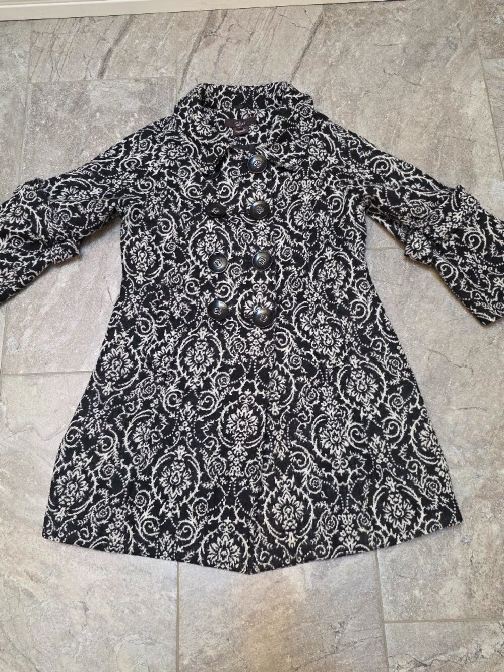 Luii Anthropologie black white Floral Tapestry Car Coat Jacket Sz small